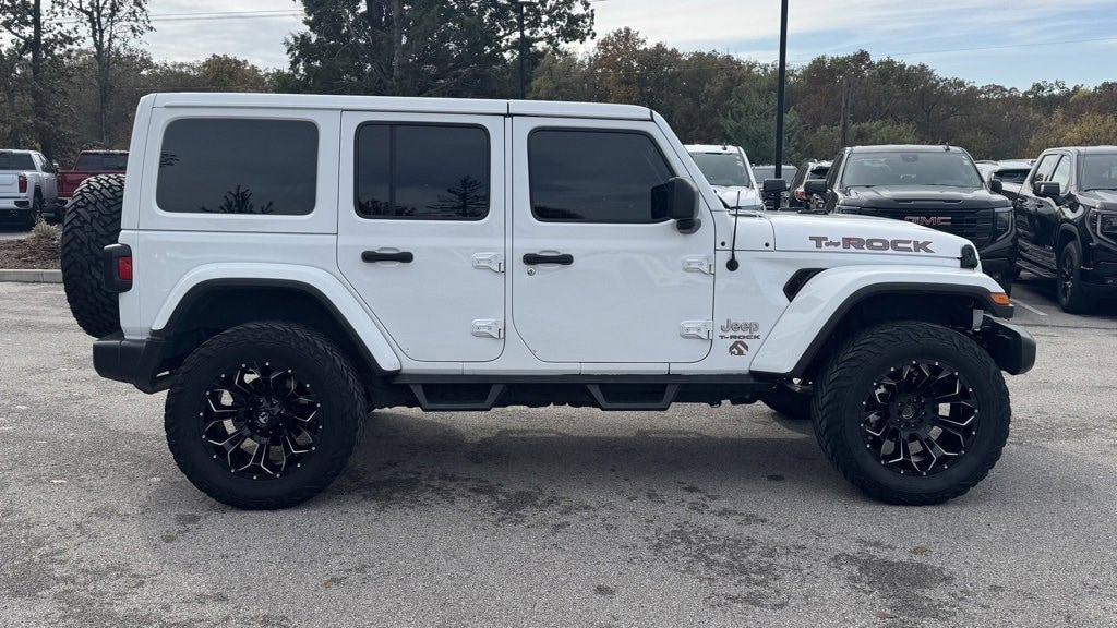 Used 2019 Jeep Wrangler Unlimited Sahara SUV