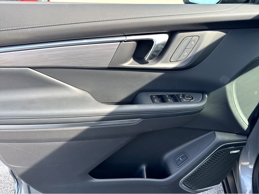 2026 Buick Enclave Preferred - Photo 10