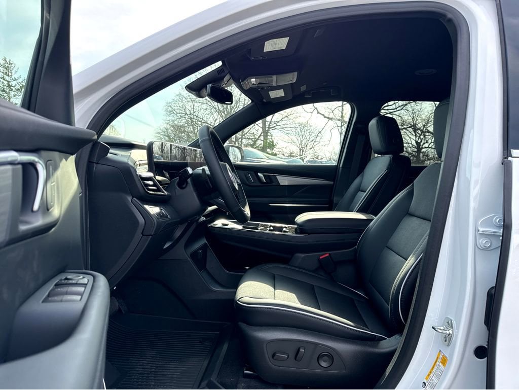2026 Buick Enclave Preferred - Photo 9
