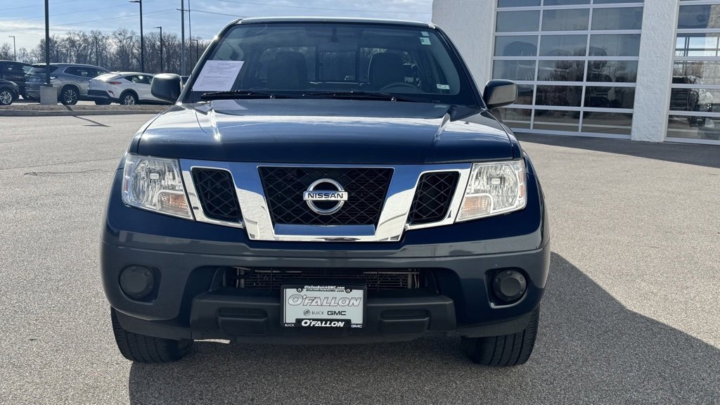 2019 Nissan Frontier SV photo 2