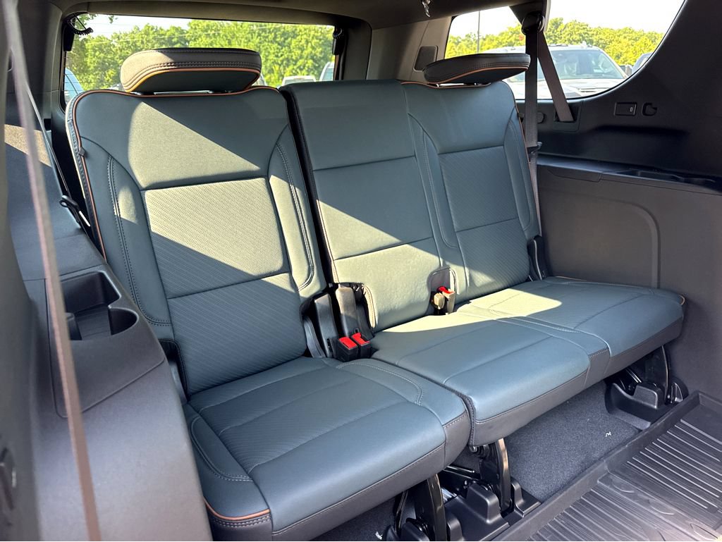 2026 GMC Yukon XL AT4 - Photo 7