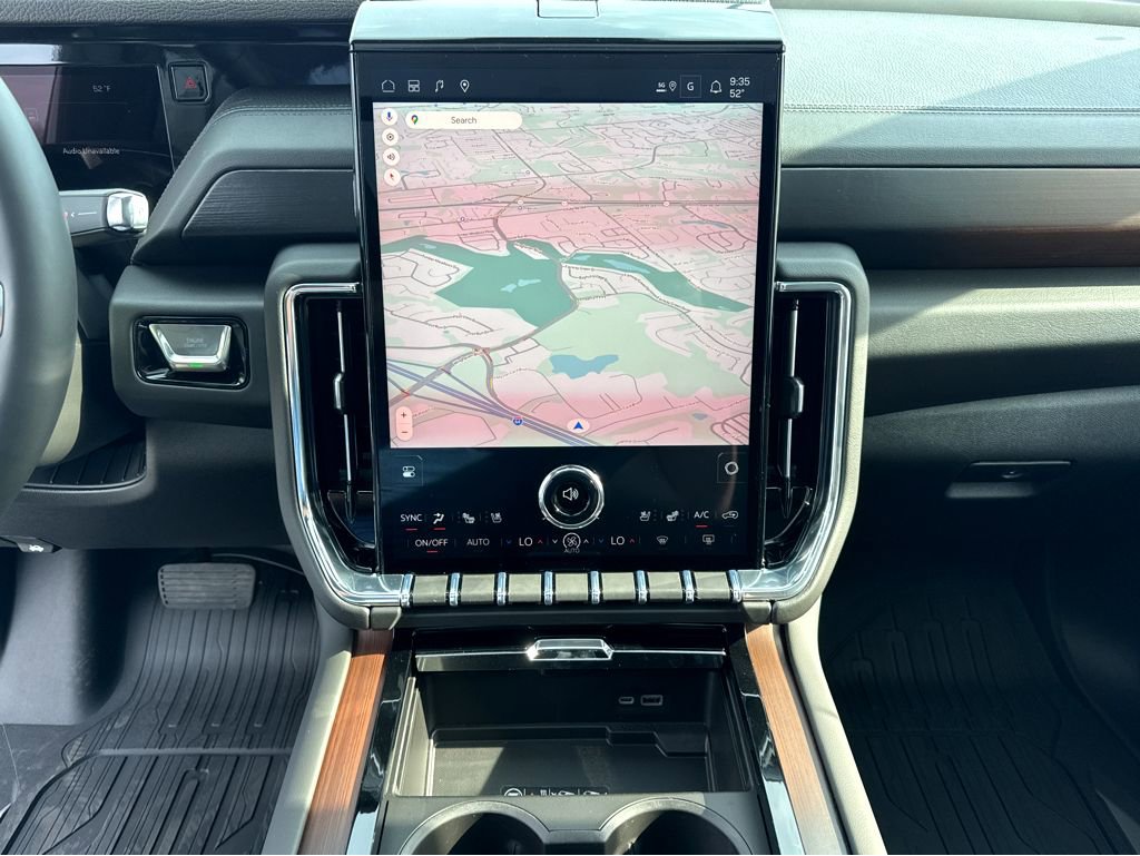 2026 GMC Yukon Denali - Photo 14