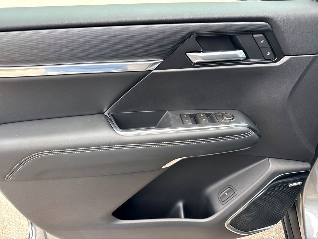 2026 GMC Acadia Elevation - Photo 10