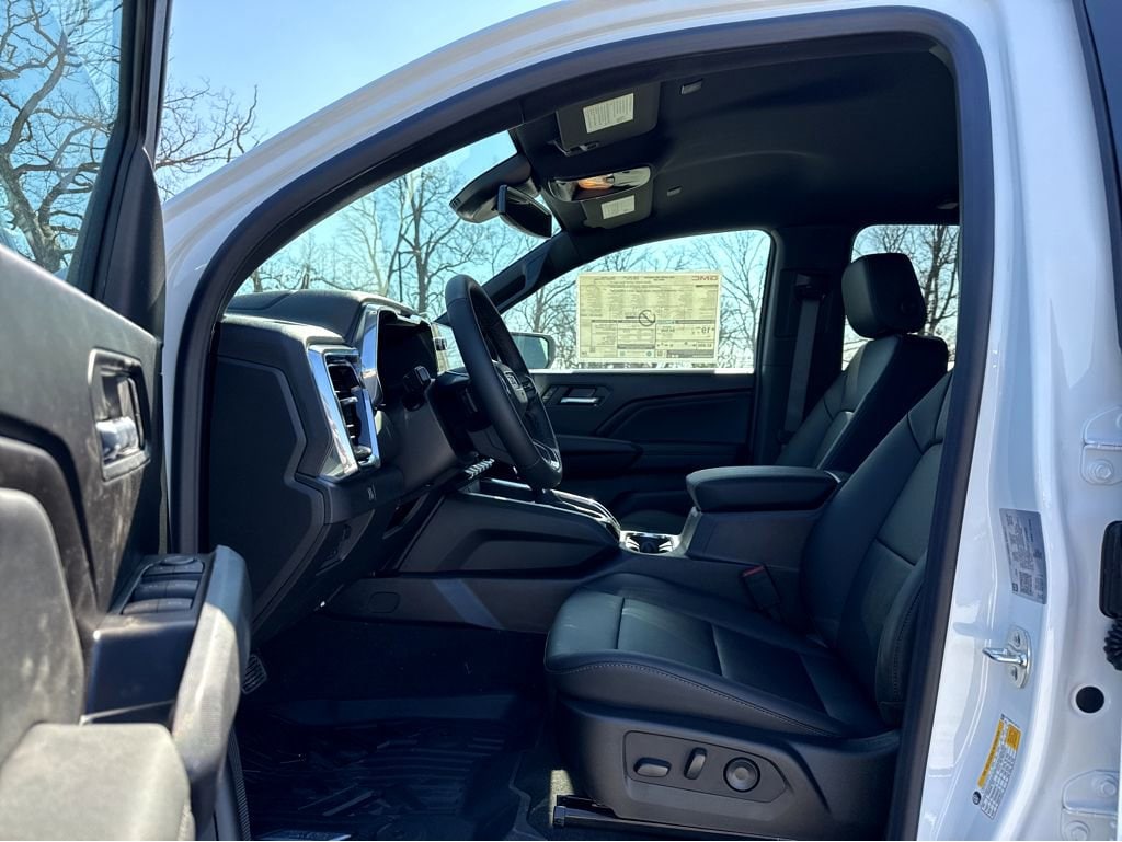 2026 GMC Canyon Elevation - Photo 8