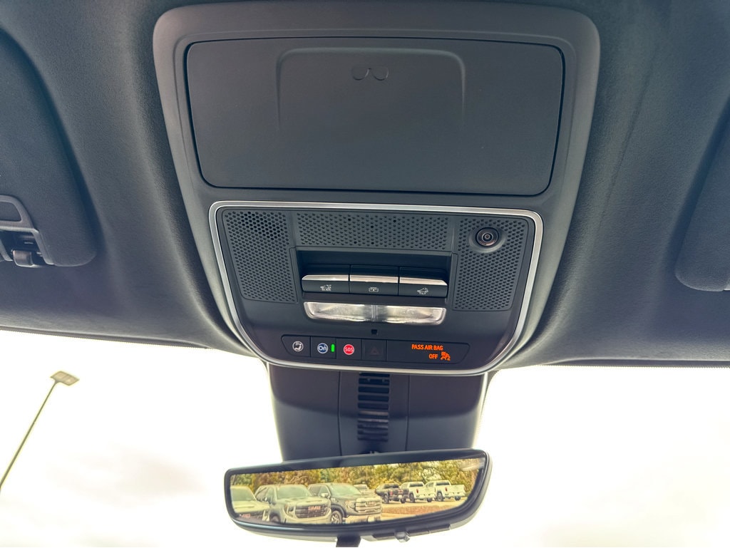 2027 GMC Acadia Denali Ultimate - Photo 24