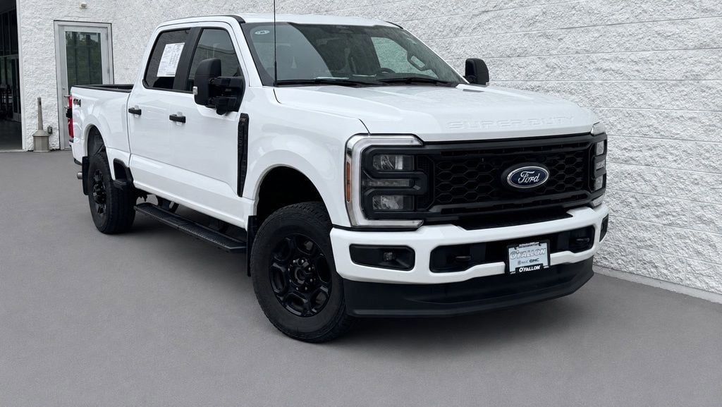 Used 2024 Ford Super Duty F-350 SRW XL Truck Crew Cab