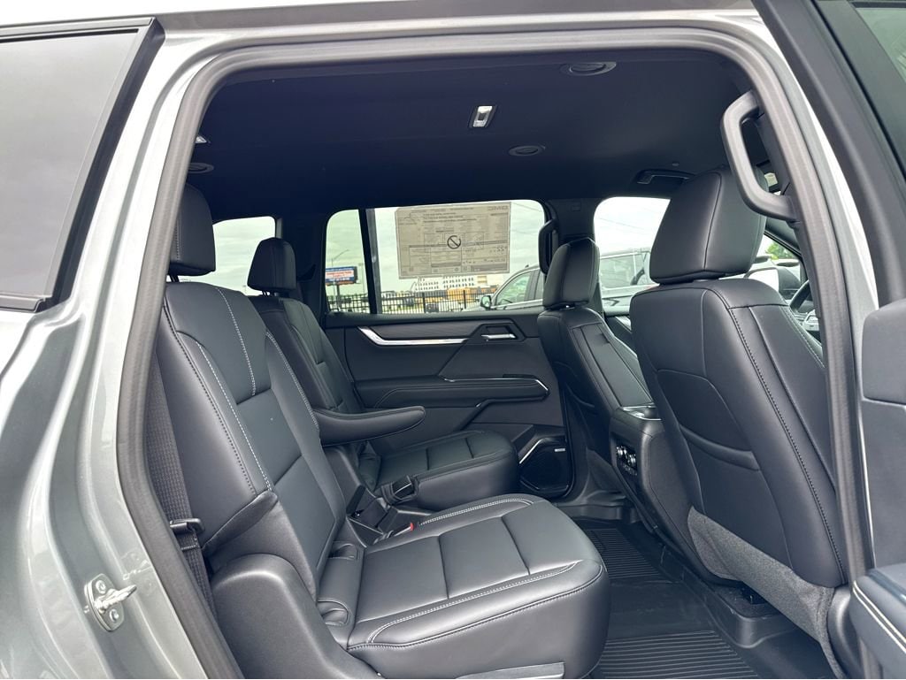 2026 GMC Acadia Elevation - Photo 6