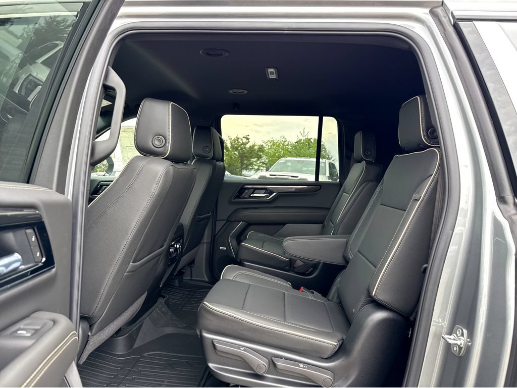 2026 GMC Yukon XL Elevation - Photo 8