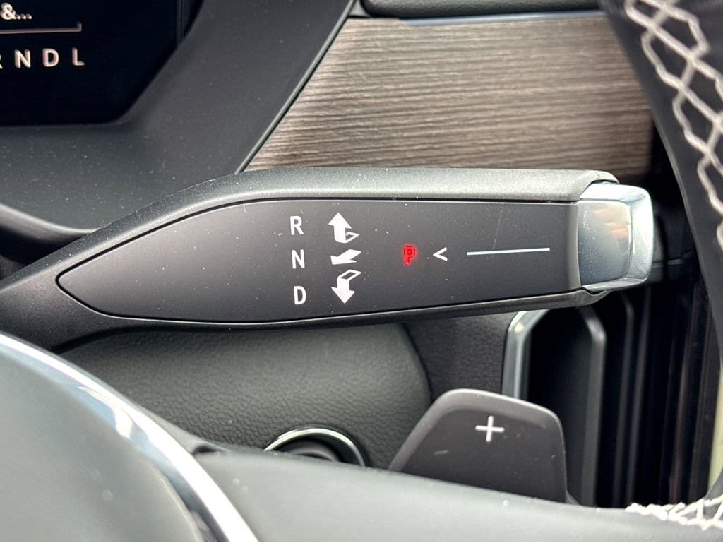 2026 GMC Acadia Denali - Photo 23