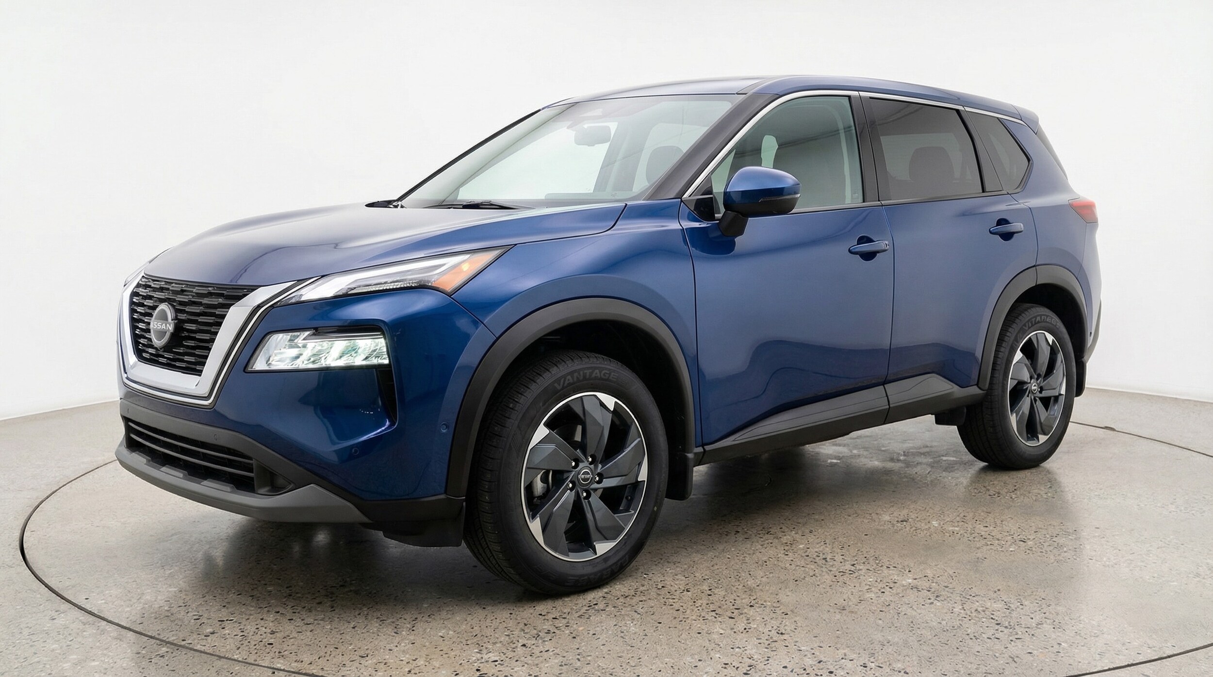 Thumbnail: 2025 Nissan Rogue - 3