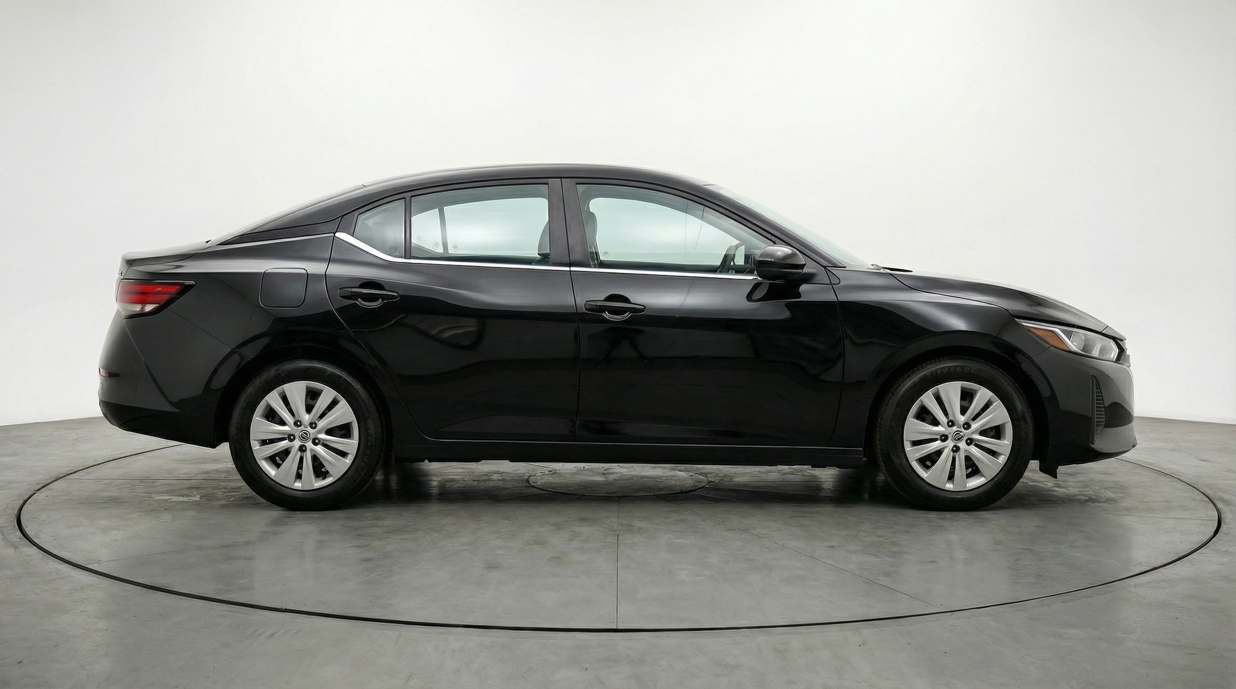 Thumbnail: 2025 Nissan Sentra - 8