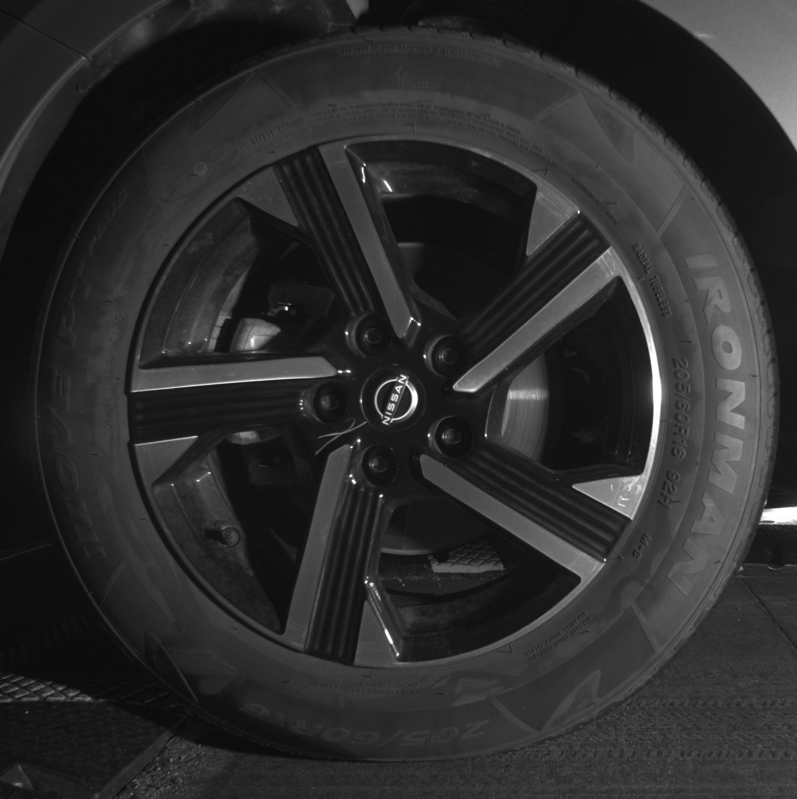 Thumbnail: 2025 Nissan Sentra - 11