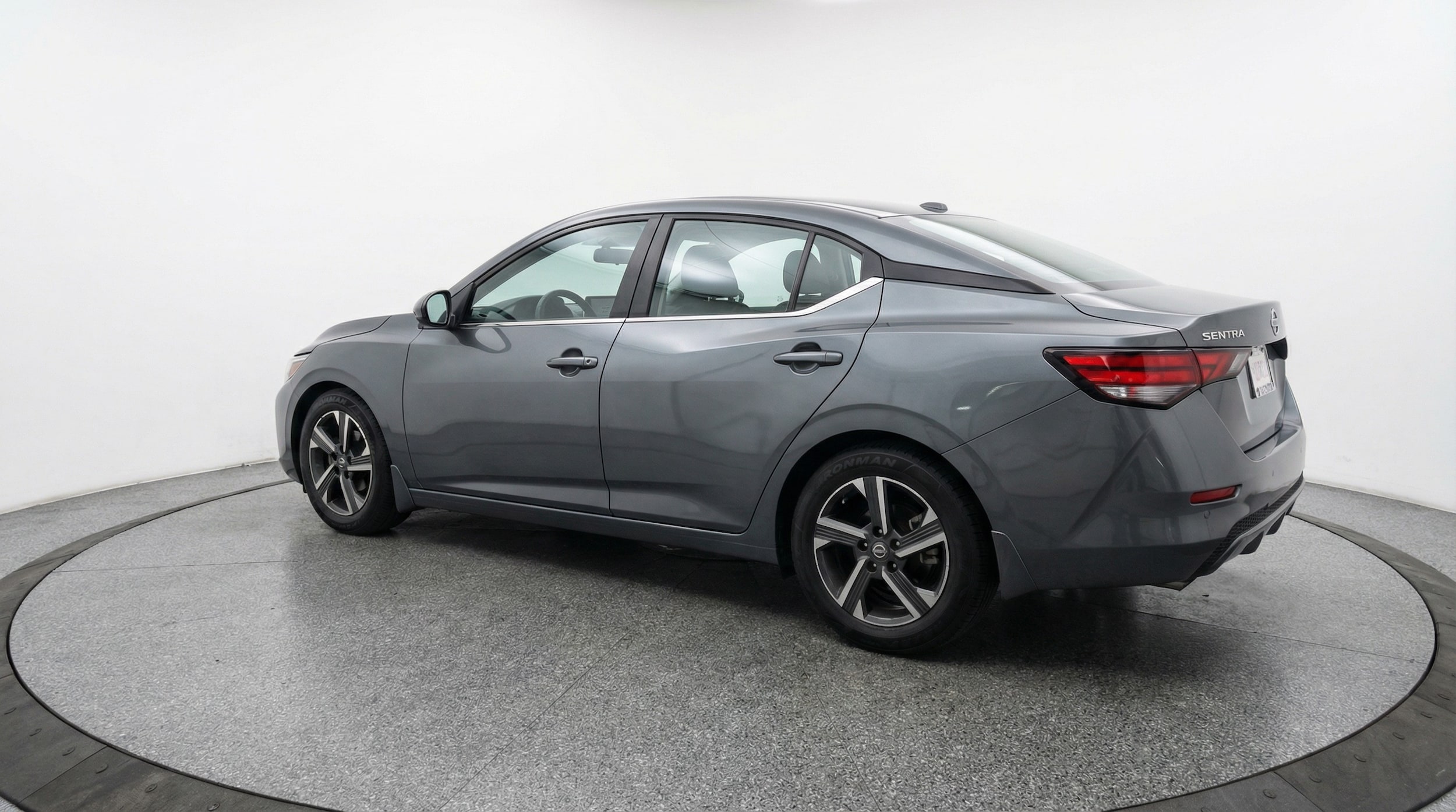 Thumbnail: 2025 Nissan Sentra - 5