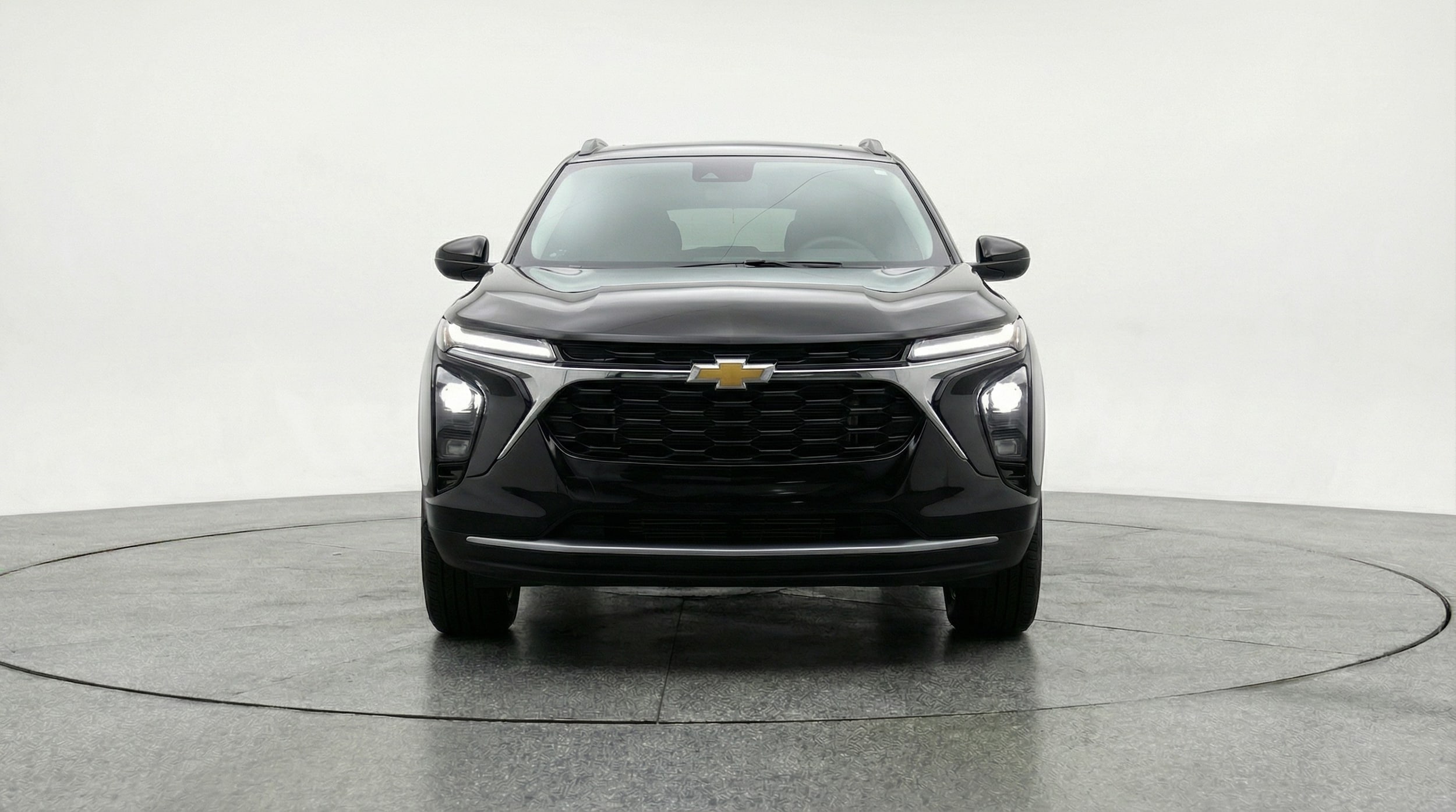 Thumbnail: 2025 Chevrolet Trax - 2