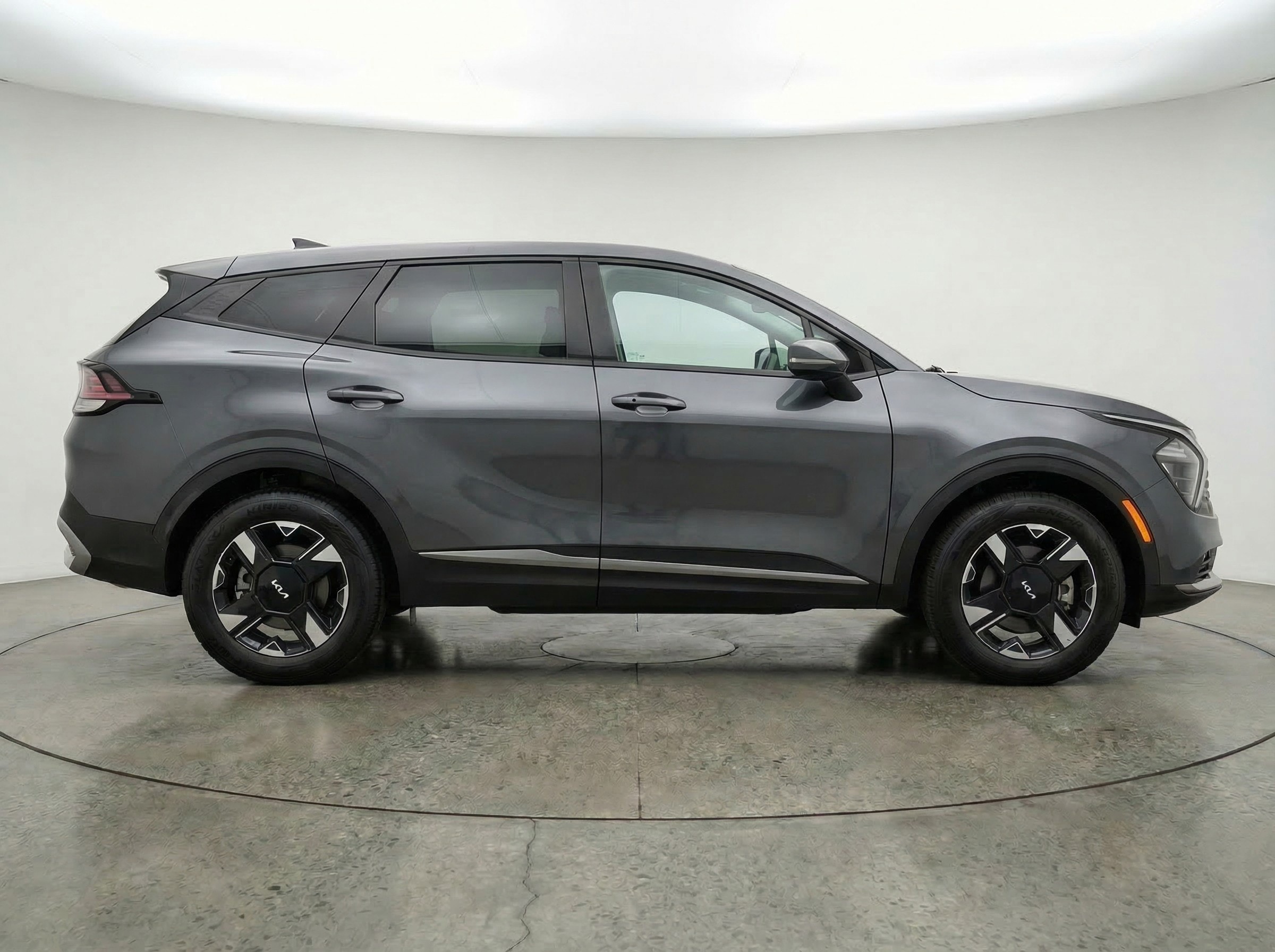 Thumbnail: 2026 Kia Sportage - 8