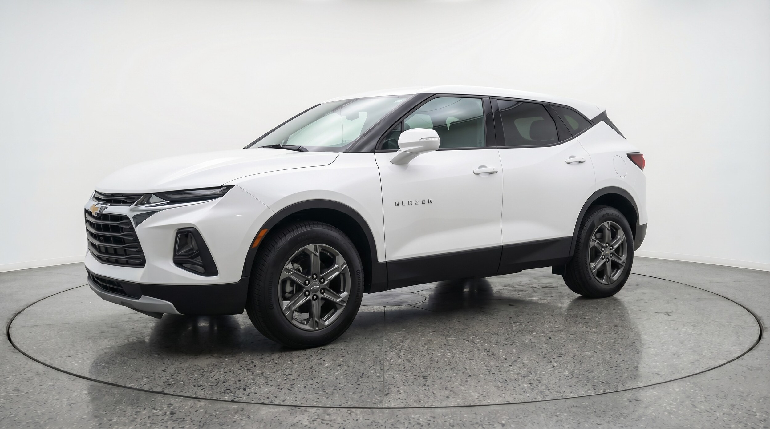 Thumbnail: 2026 Chevrolet Blazer - 3