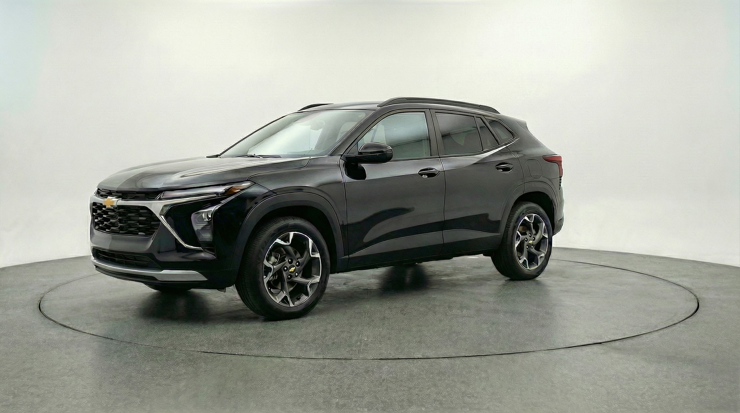 Thumbnail: 2025 Chevrolet Trax - 3