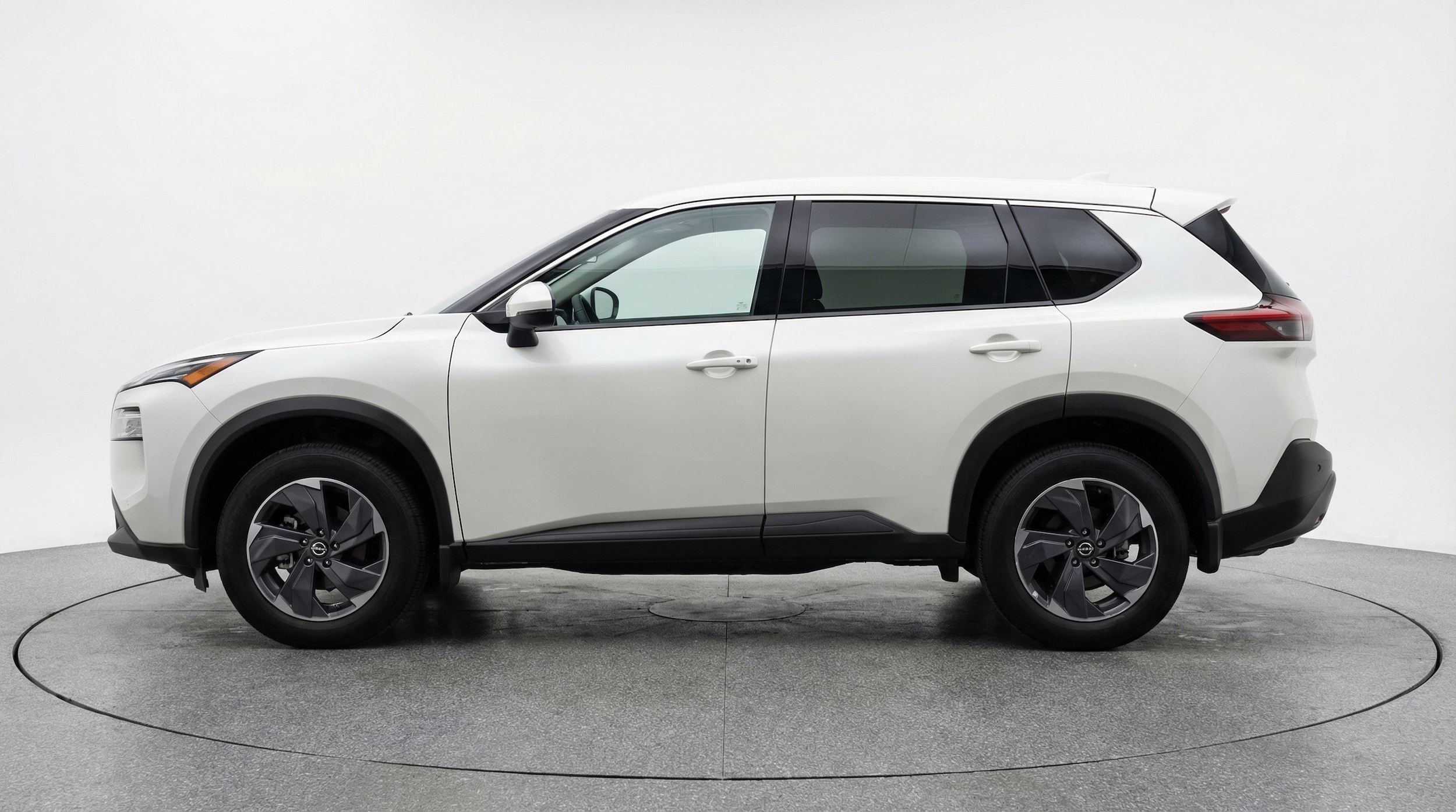 Thumbnail: 2025 Nissan Rogue - 4