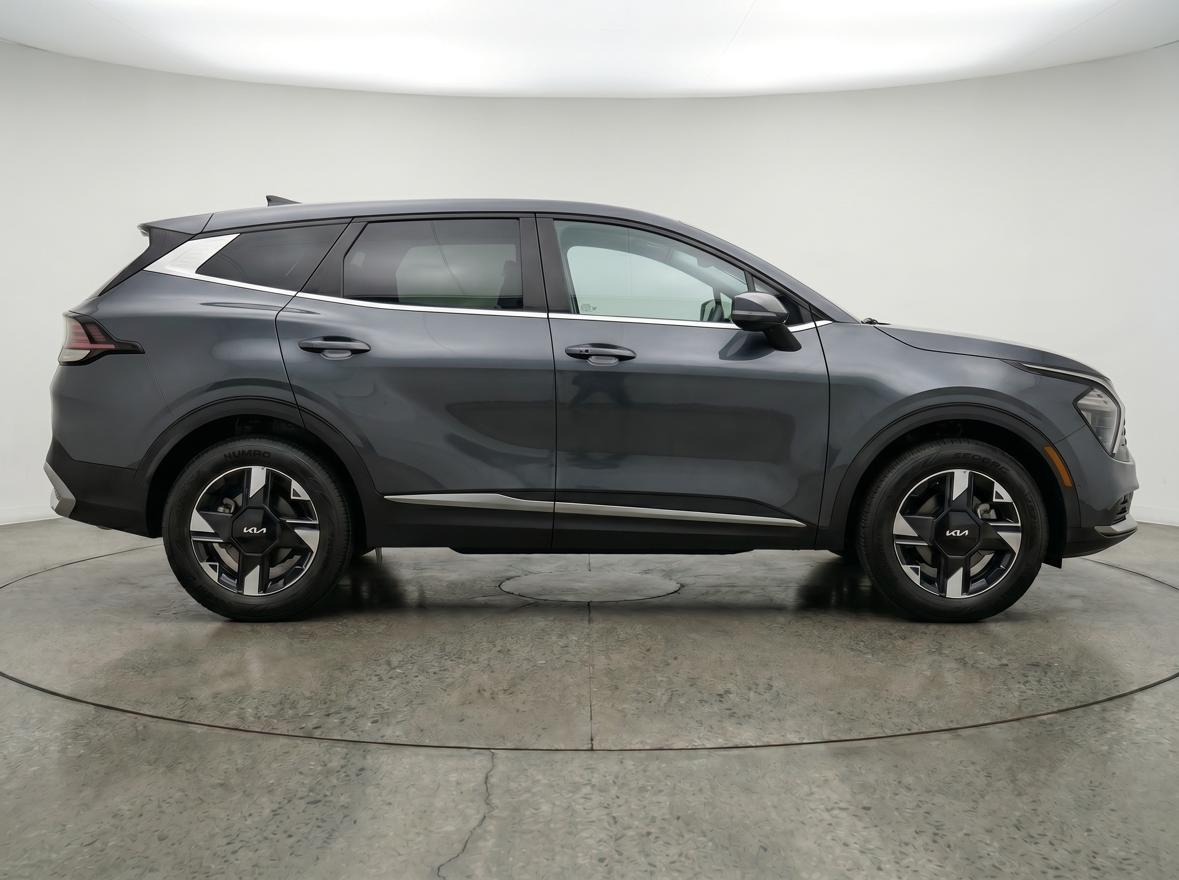 Thumbnail: 2026 Kia Sportage - 8