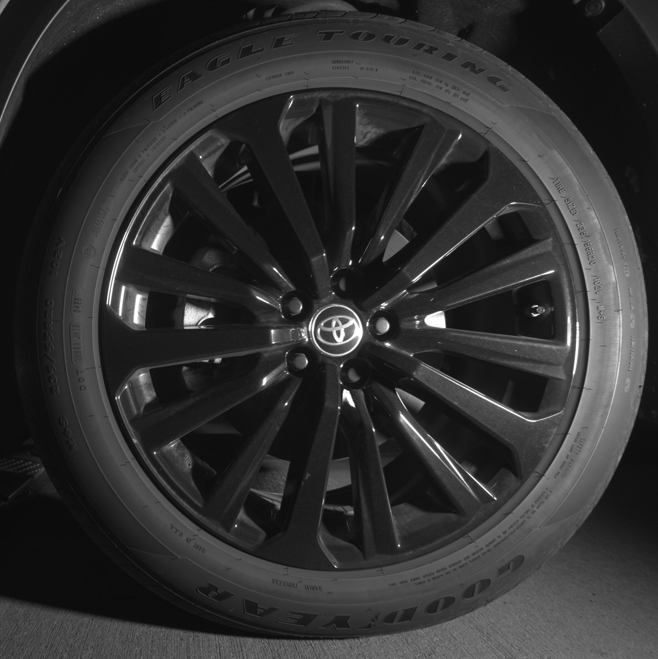 Thumbnail: 2025 Toyota Highlander - 9