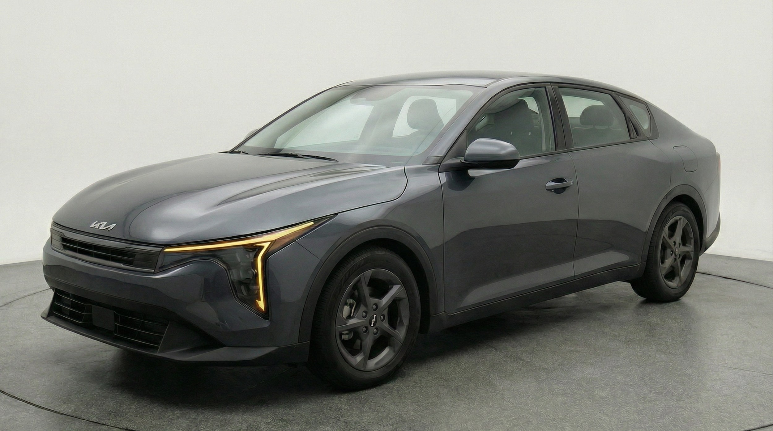 Thumbnail: 2025 Kia K4 - 3