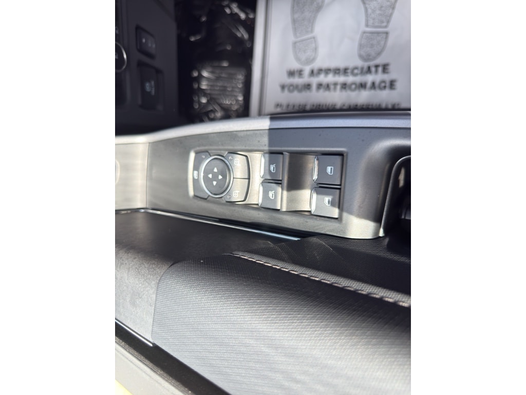 2025 Ford F-150 XLT - Photo 11