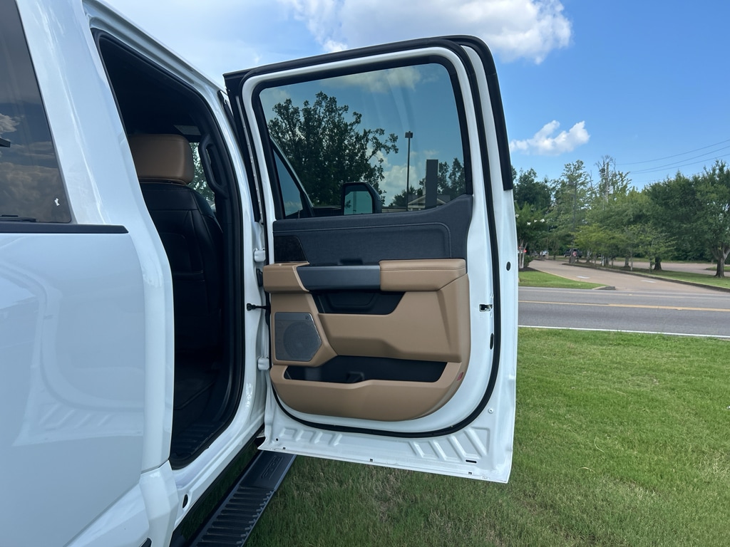 2024 Ford F-250 Super Duty Lariat - Photo 18