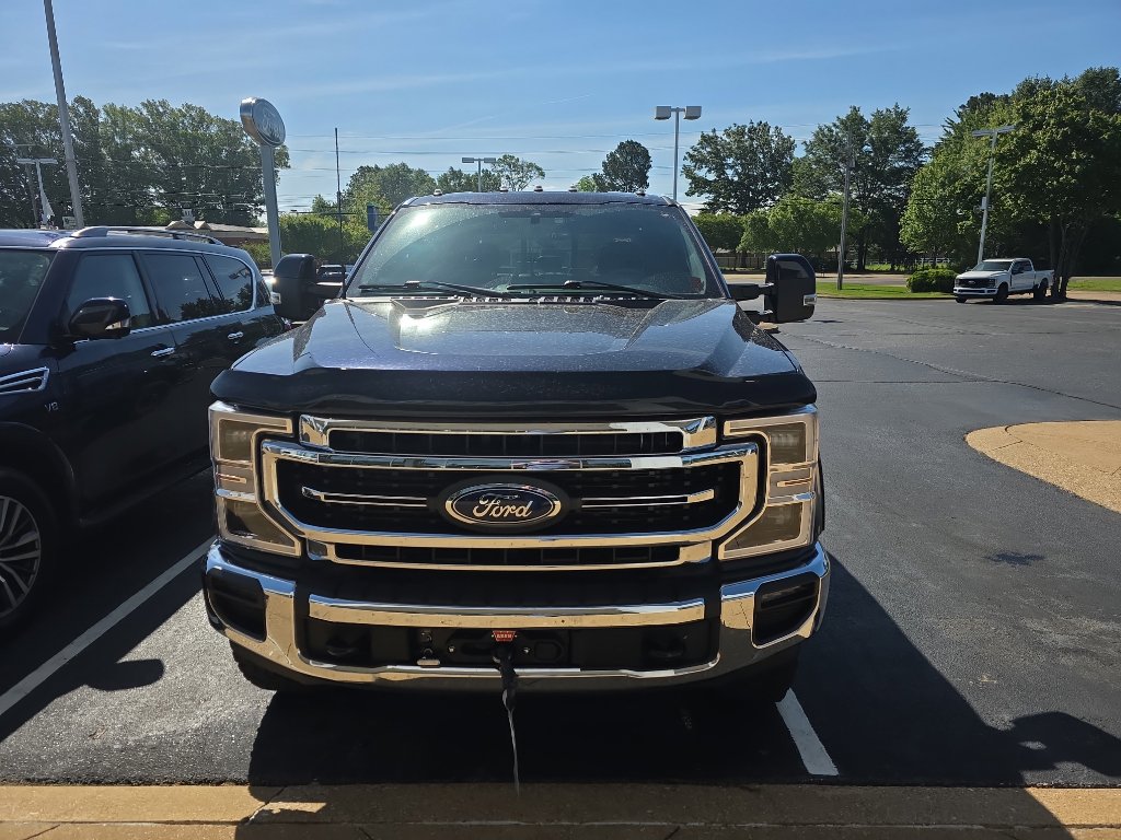 2022 Ford F-250 Lariat photo 2