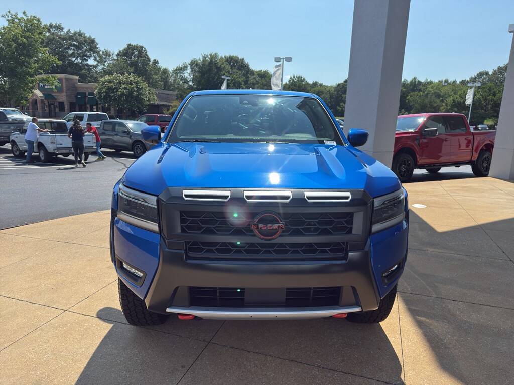 Used 2025 Nissan Frontier PRO-4X Crew Cab