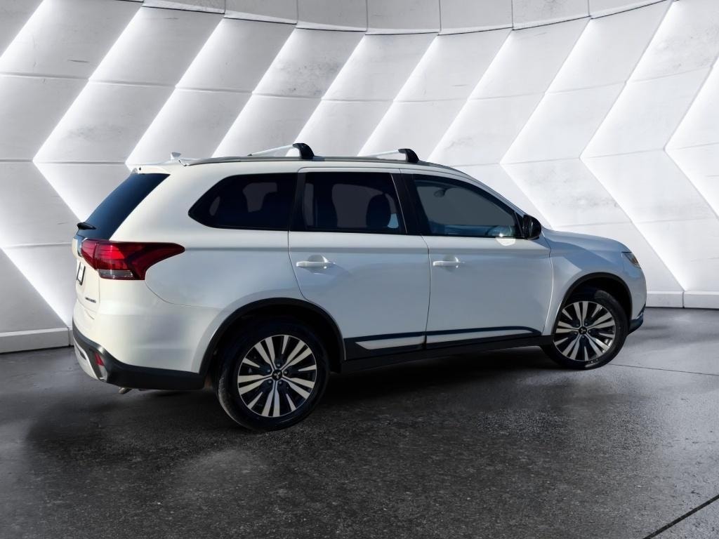 Used 2019 Mitsubishi Outlander ES Sport Utility