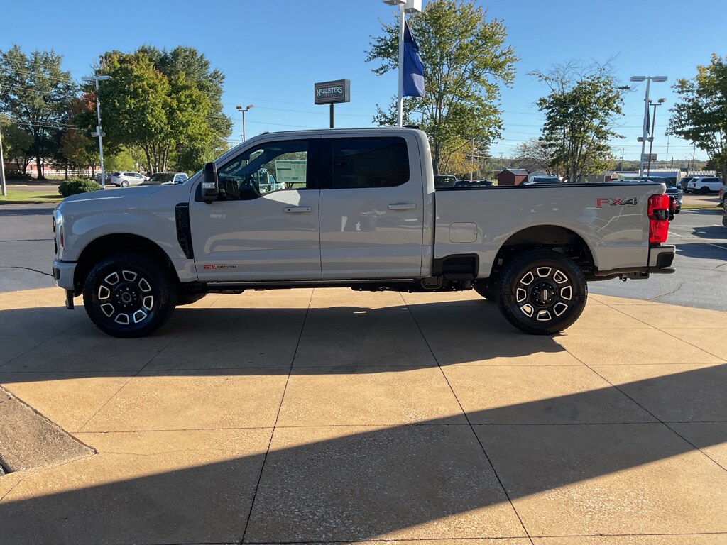2026 Ford F-350 Platinum photo 3