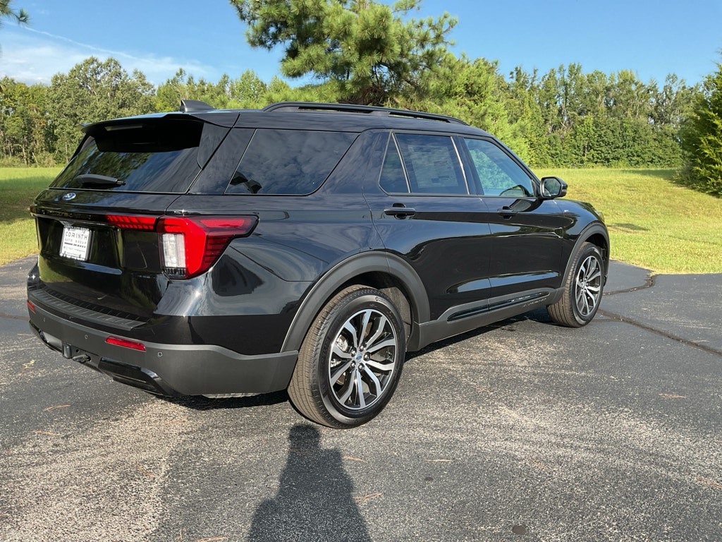 2026 Ford Explorer ST-Line - Photo 7