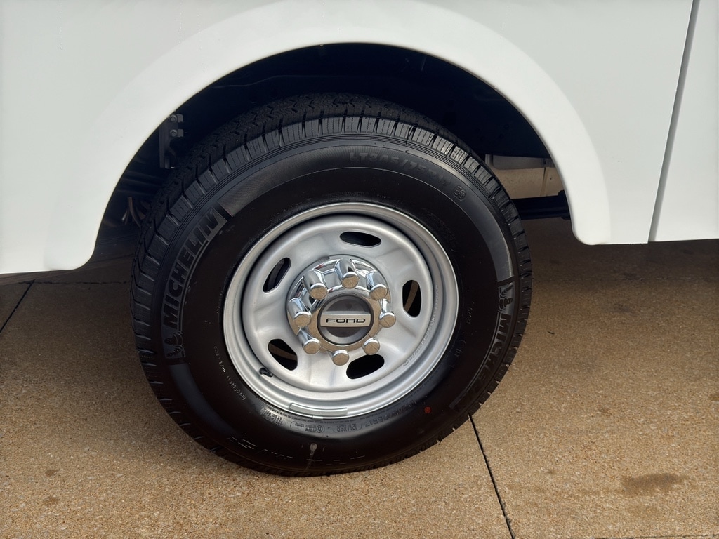 2026 Ford F-250 Super Duty XL - Photo 6