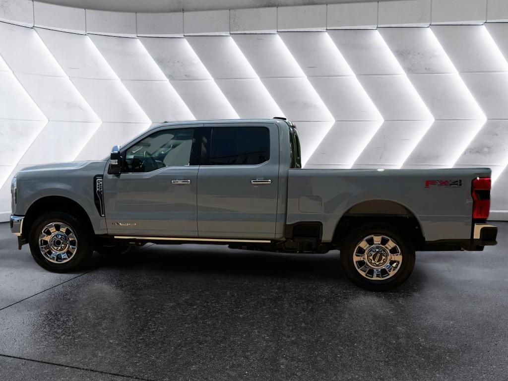 2025 Ford F-250 Lariat photo 3