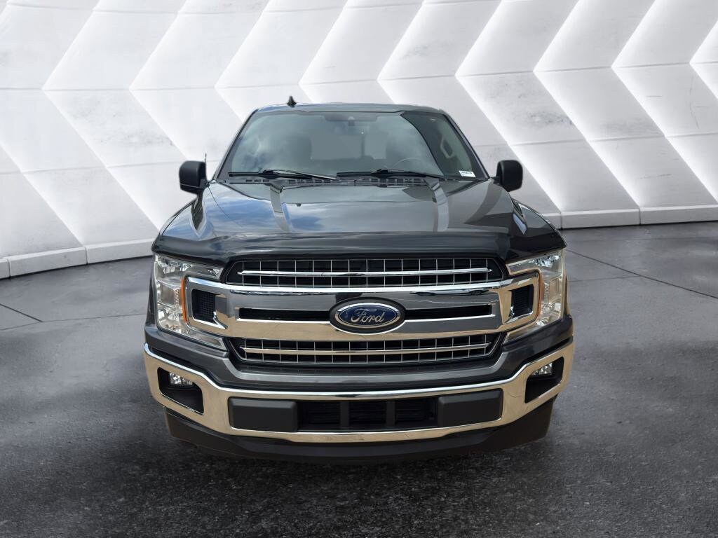2019 Ford F-150 XLT photo 2