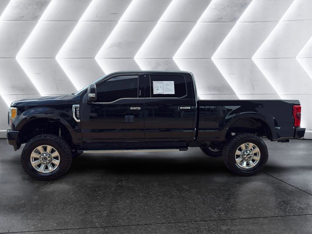 2019 Ford F-250 Platinum photo 3