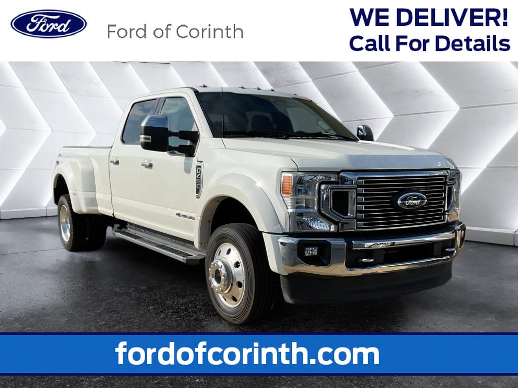 2022 Ford F-450 Super Duty Lariat's photo