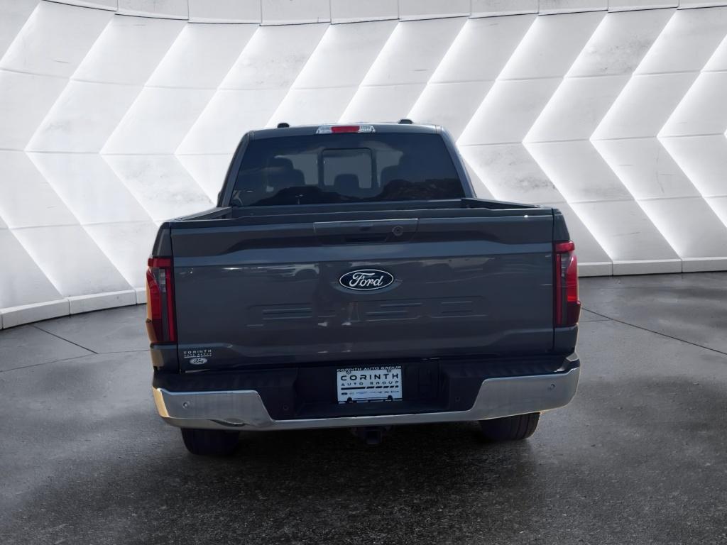 2025 Ford F-150 XLT photo 4