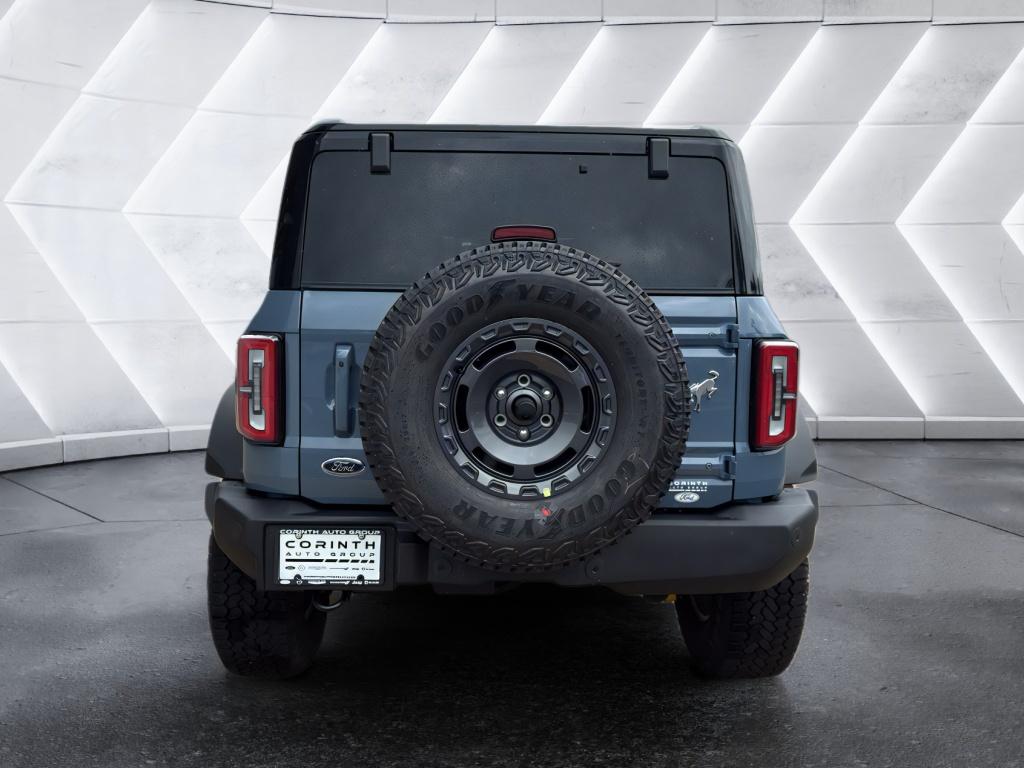 2025 Ford Bronco Outer Banks photo 4