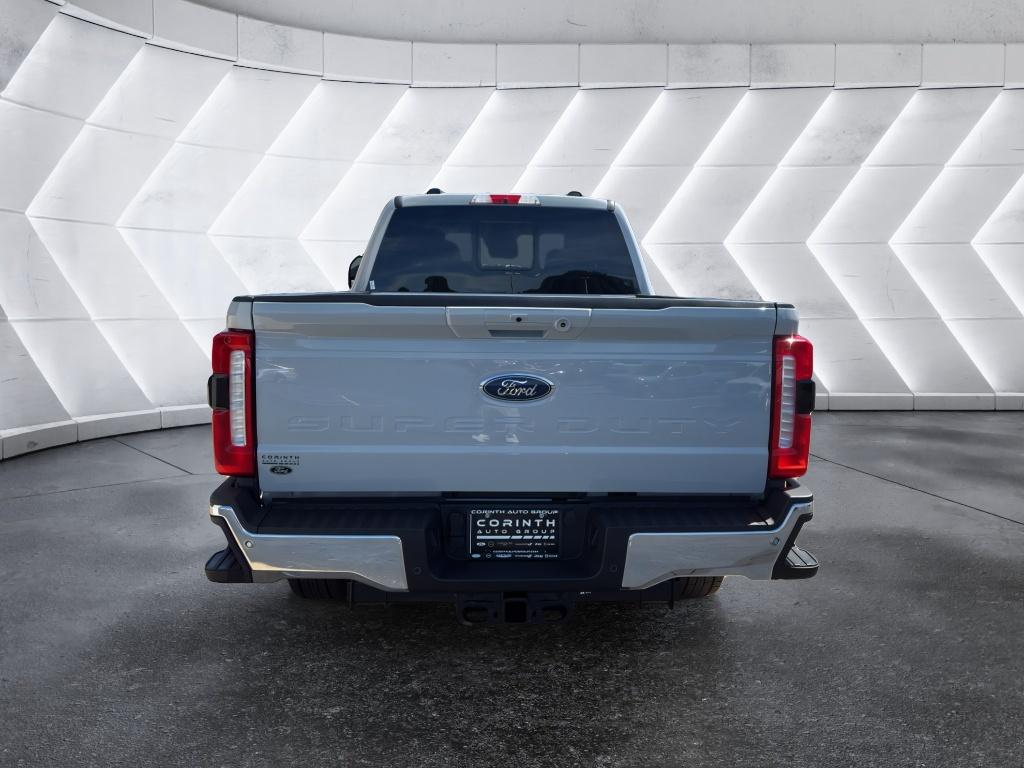 2026 Ford F-250 Lariat photo 4