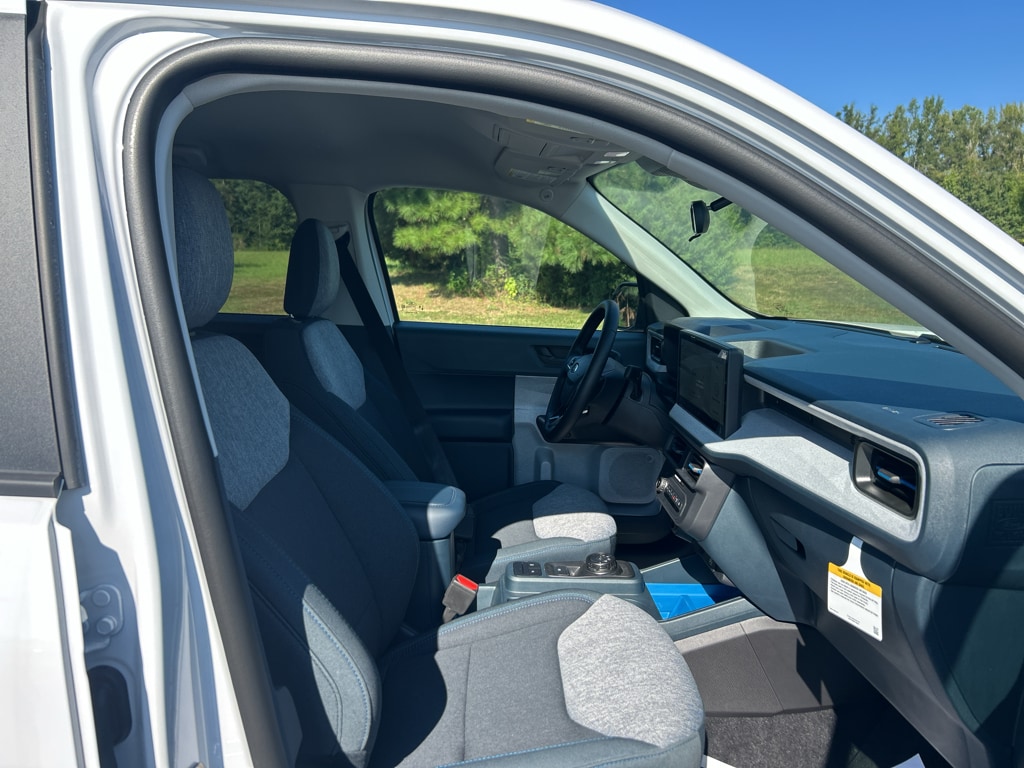 2026 Ford Maverick XLT - Photo 10