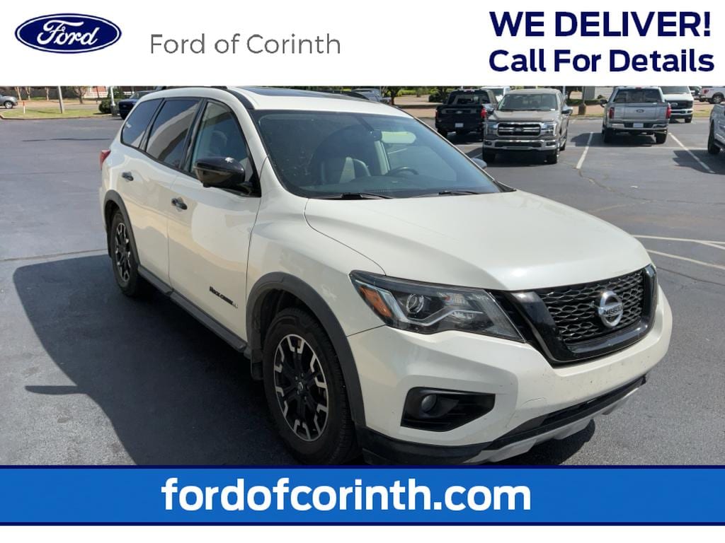 Used 2020 Nissan Pathfinder SL Sport Utility