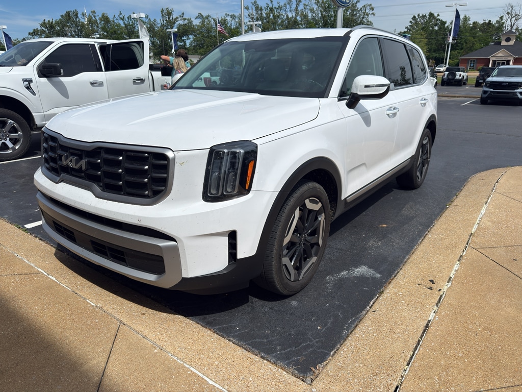 Used 2025 Kia Telluride S Sport Utility