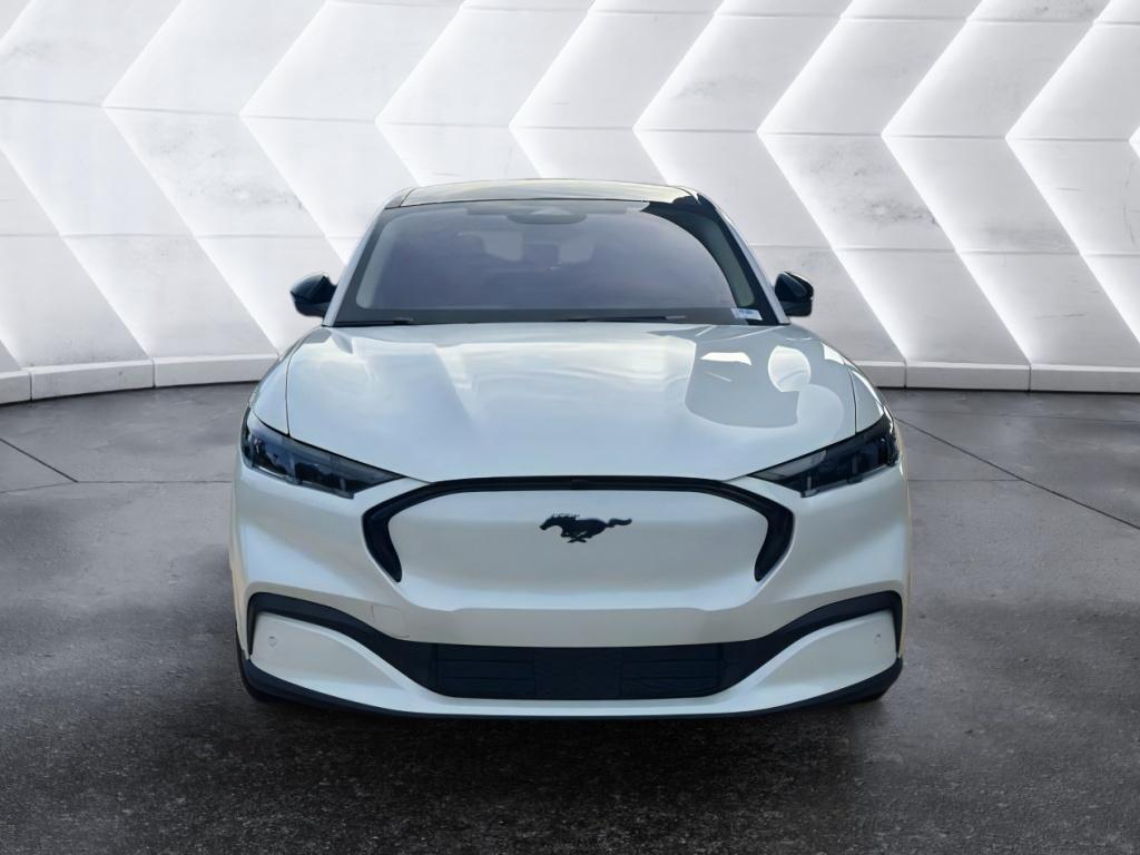 2025 Ford Mustang Mach-E Premium photo 3