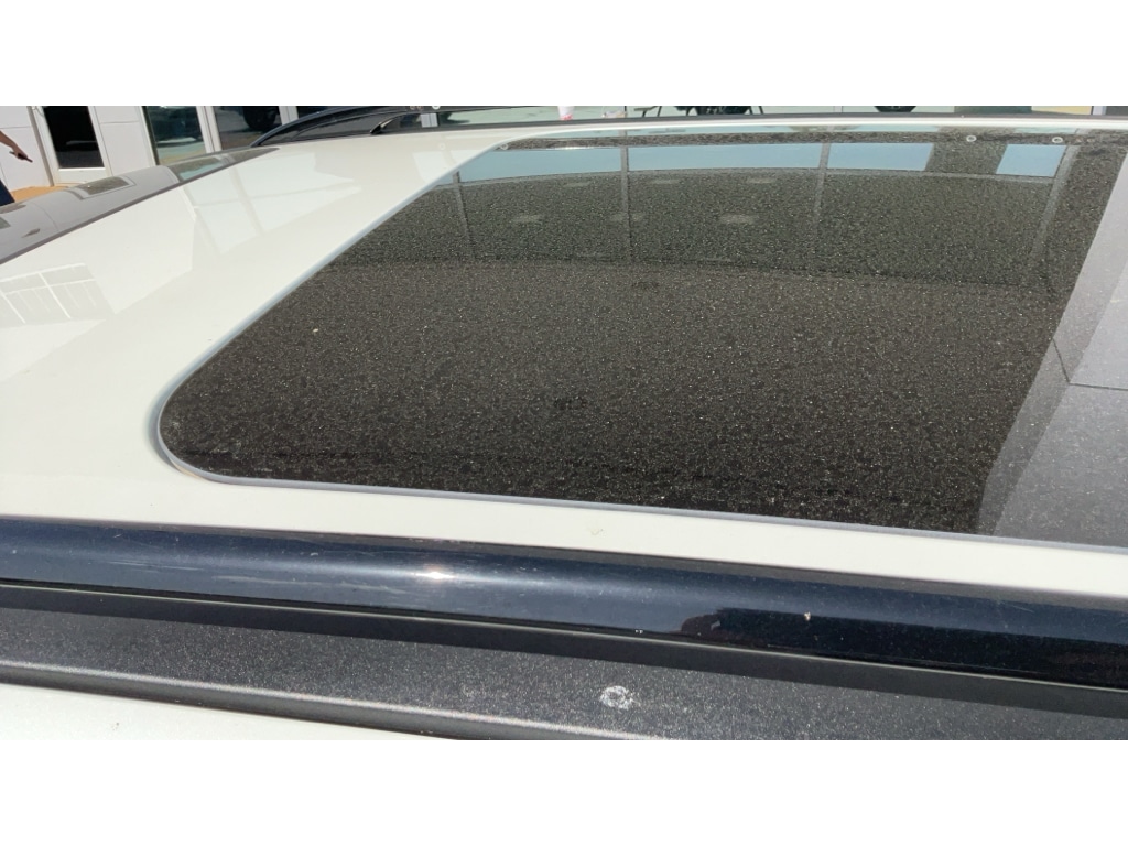 Used 2020 Nissan Pathfinder SL Sport Utility