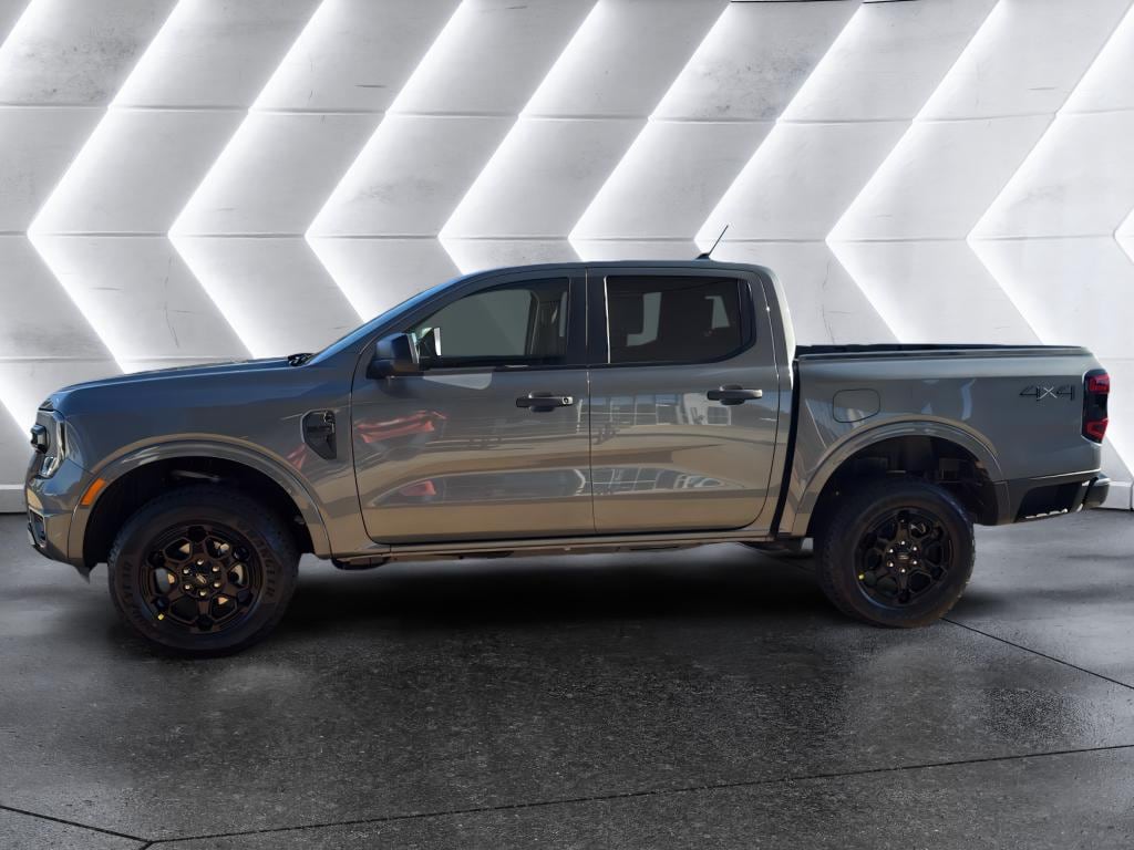 New 2025 Ford Ranger XLT SuperCrew