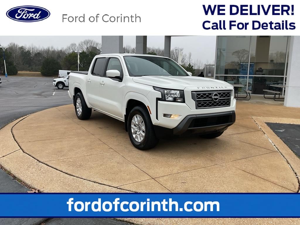 2022 Nissan Frontier SV's photo