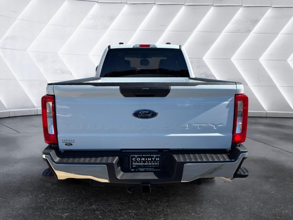 New 2026 Ford F-250 XLT Crew Cab