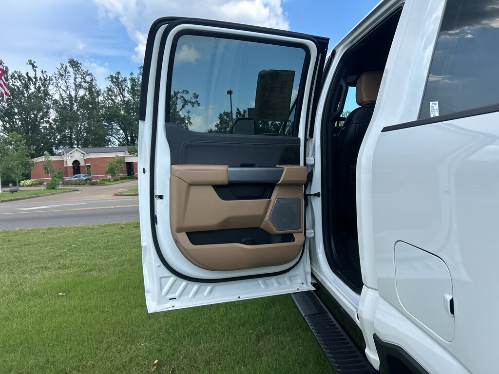 2024 Ford F-250 Super Duty Lariat - Photo 16