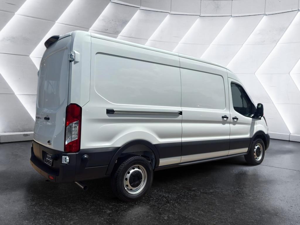 2025 Ford Transit Cargo Van photo 3